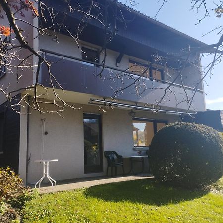 Mader Crown Living Design Apartment - 2 Schlafzimmer - Kueche - Gratis Parkplatz - Abstellraum Fuer Fahrraeder/Ski מראה חיצוני תמונה