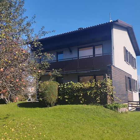 Mader Crown Living Design Apartment - 2 Schlafzimmer - Kueche - Gratis Parkplatz - Abstellraum Fuer Fahrraeder/Ski מראה חיצוני תמונה