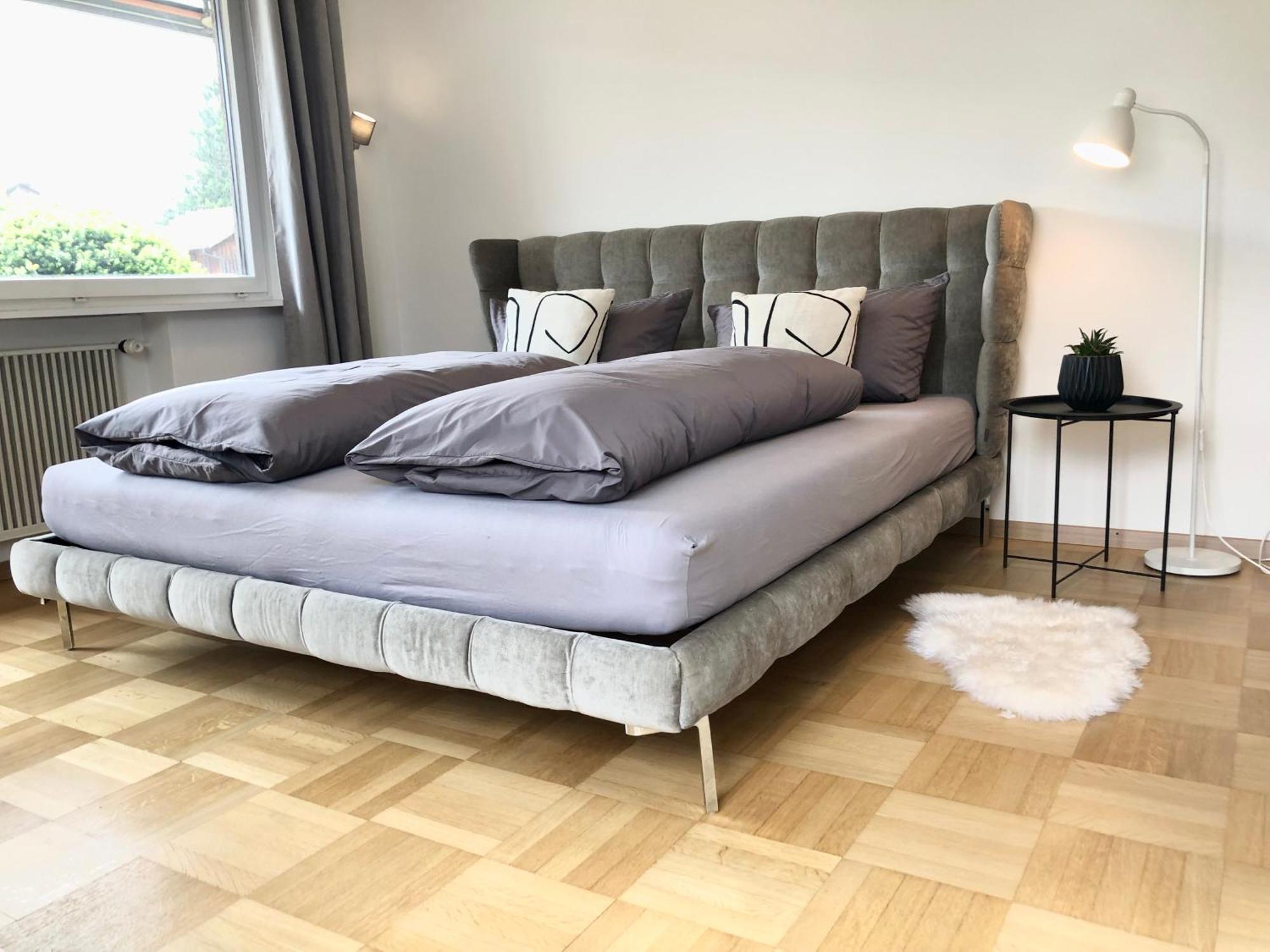 Mader Crown Living Design Apartment - 2 Schlafzimmer - Kueche - Gratis Parkplatz - Abstellraum Fuer Fahrraeder/Ski מראה חיצוני תמונה